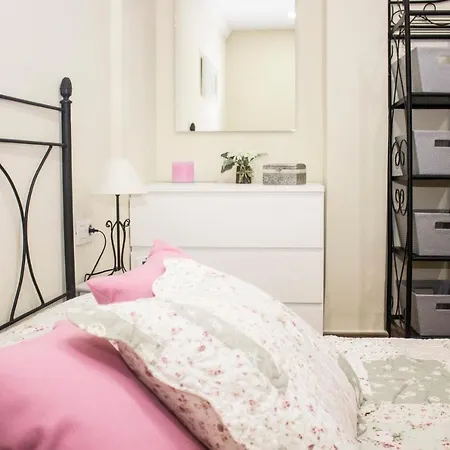 Praga Apartment *